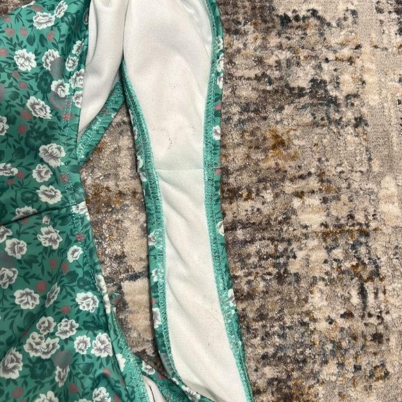 Motel one piece swimsuit - Picture 3 of 3